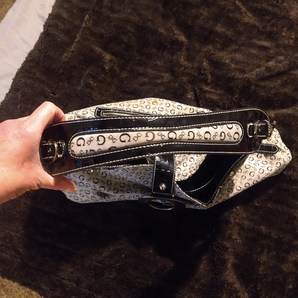 Purse - Picture 2 of 4